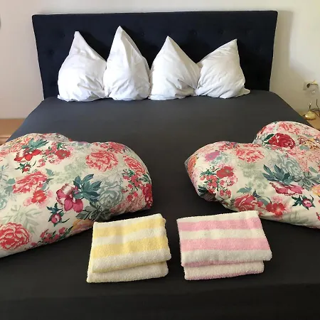 Bauernhof Podorn Guest house Sankt Kanzian am Klopeiner See