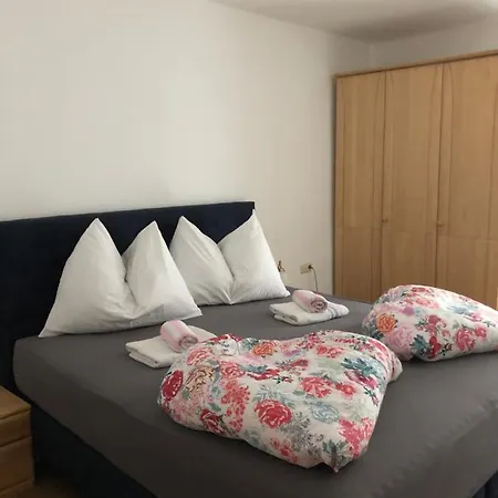 Guest house Bauernhof Podorn Sankt Kanzian am Klopeiner See