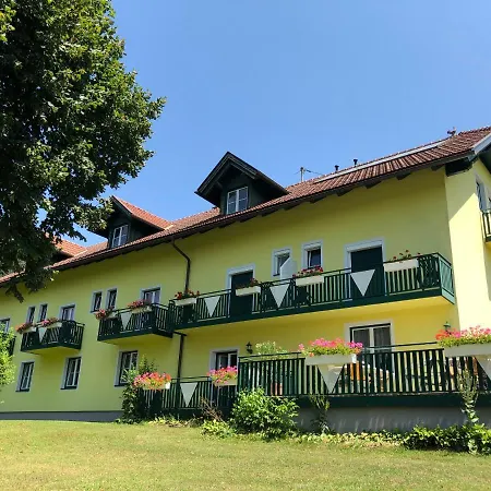 Bauernhof Podorn Guest house *